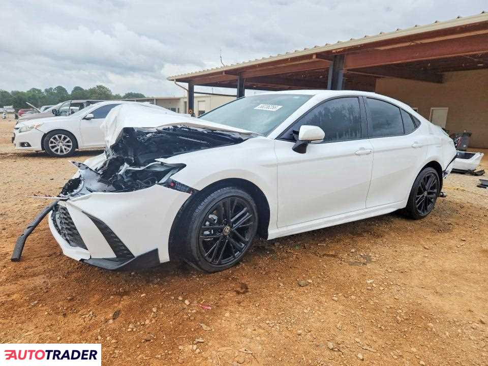 Toyota Camry 2025 2