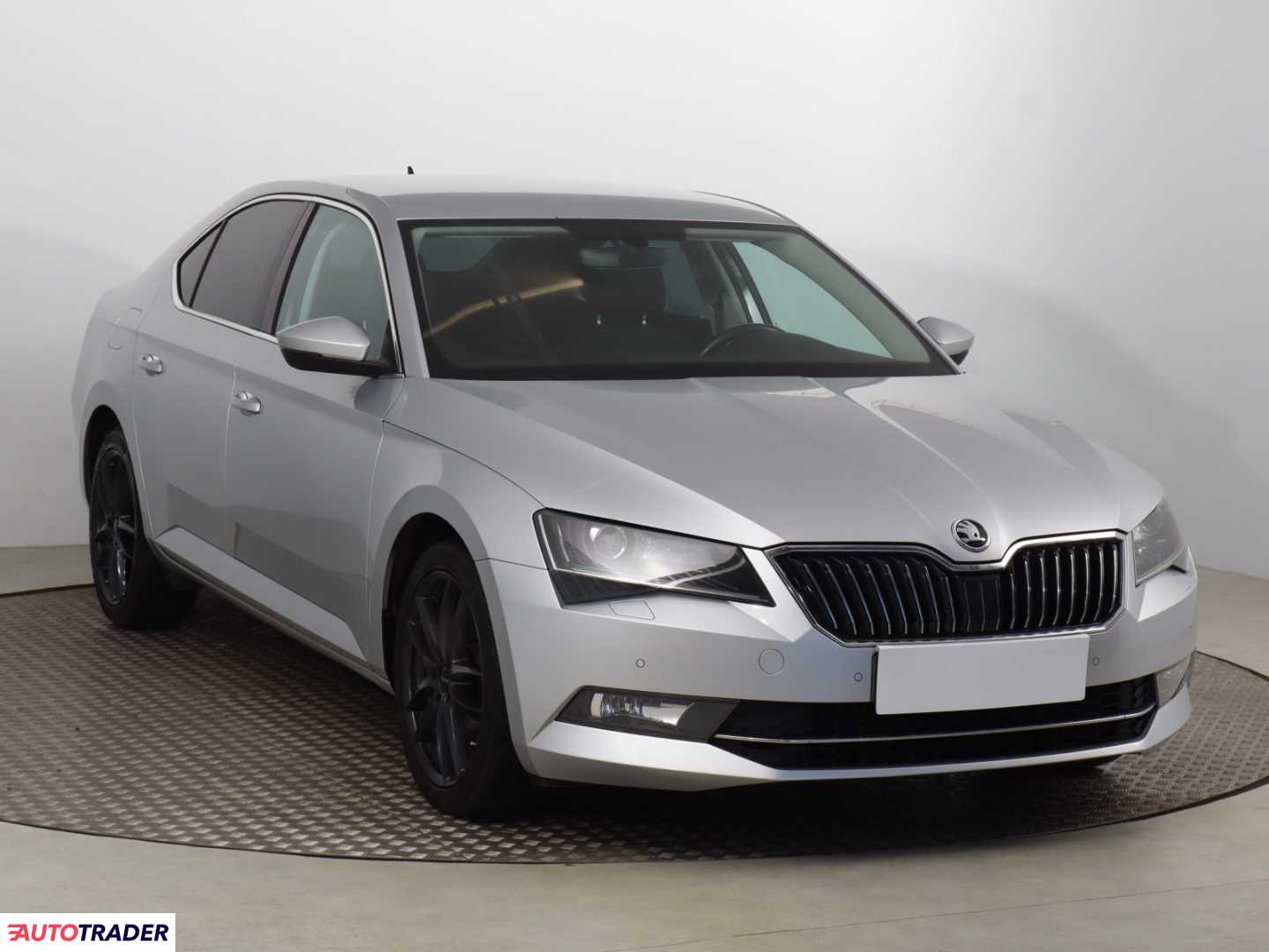 Skoda Superb 2018 2.0 147 KM