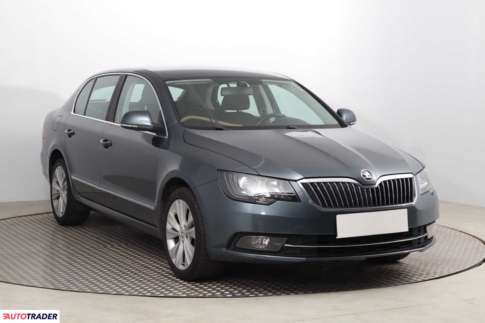 Skoda Superb 2014 2.0 138 KM