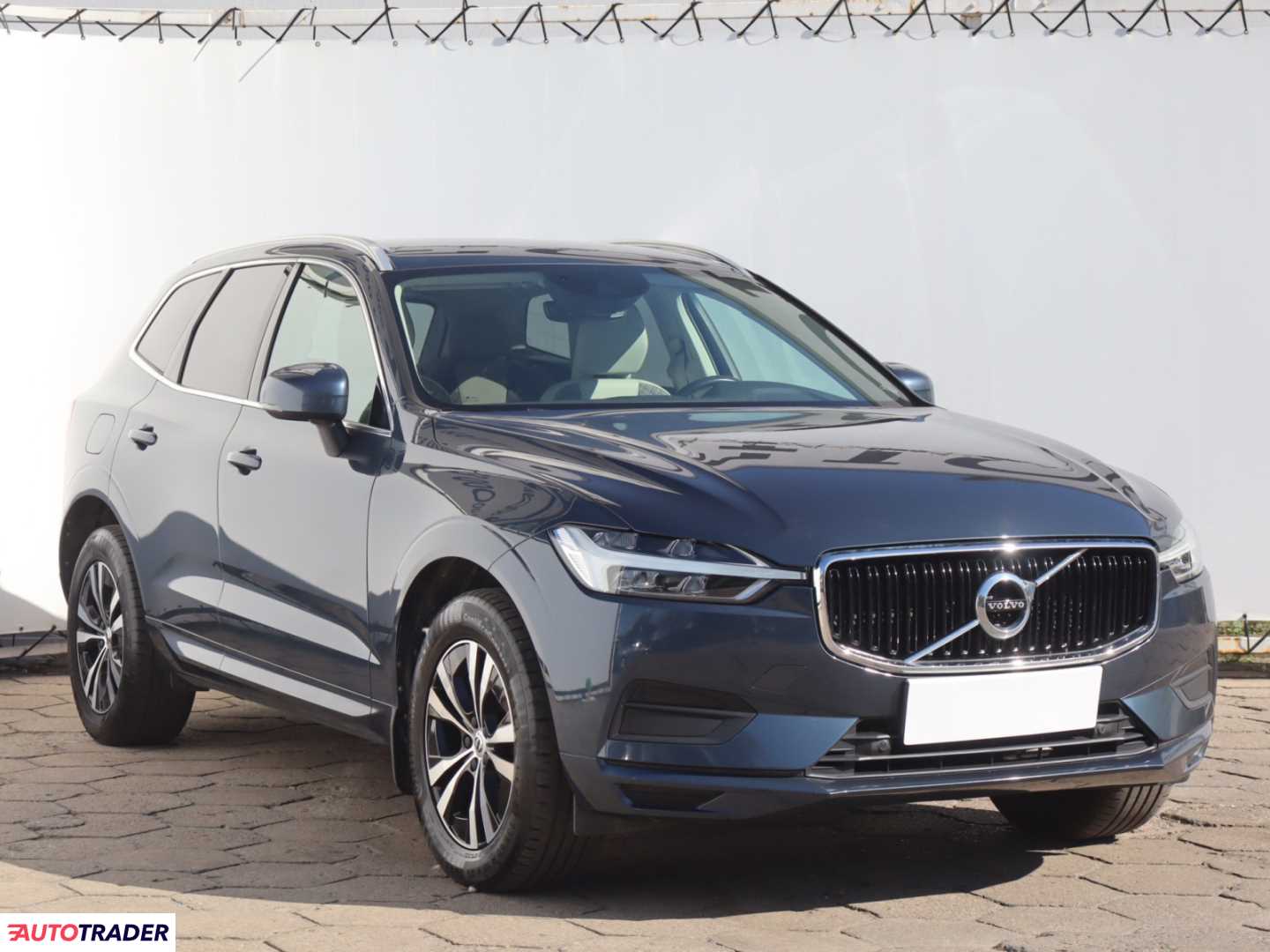 Volvo XC60 2020 2.0 187 KM