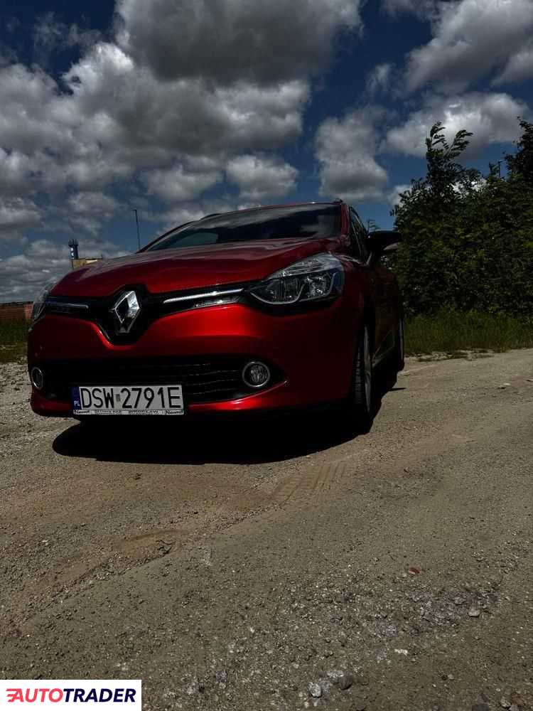 Renault Clio 2015 0.9 90 KM