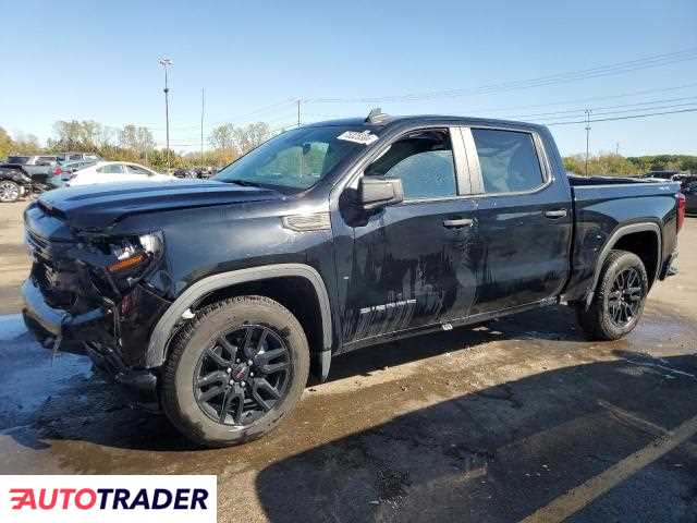 GMC Sierra 2.0 benzyna 2023r. (WOODHAVEN)