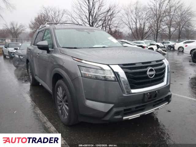 Nissan Pathfinder 2024 3