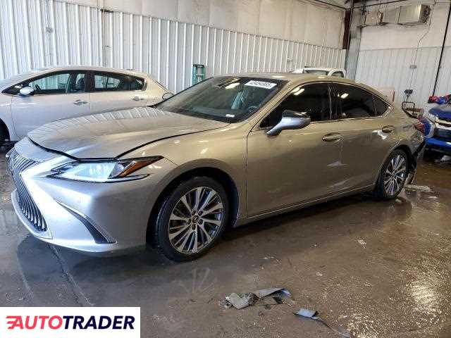 Lexus ES 2019 3