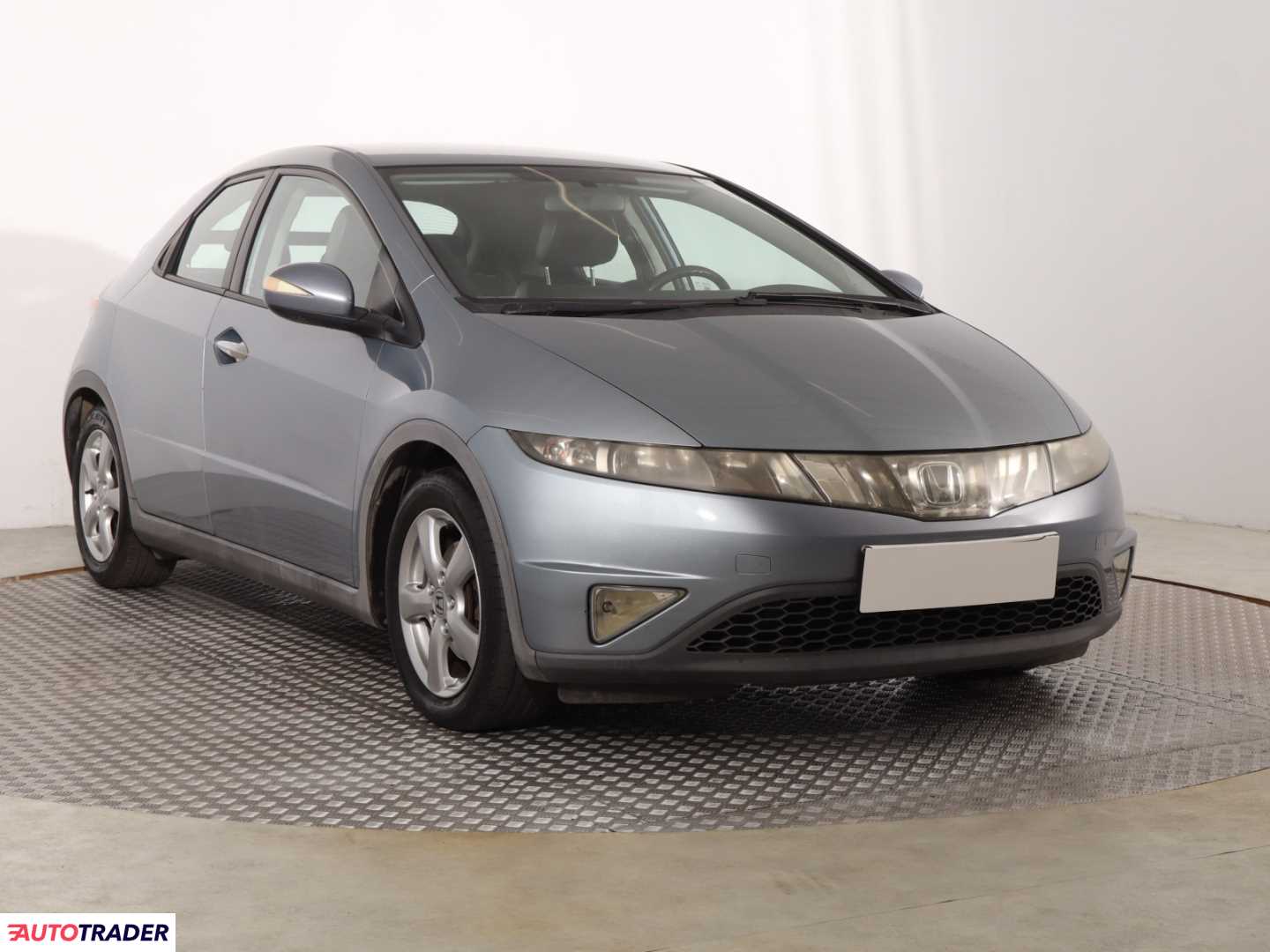 Honda Civic 2008 1.3 81 KM