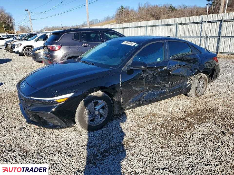 Hyundai Elantra 2025 2