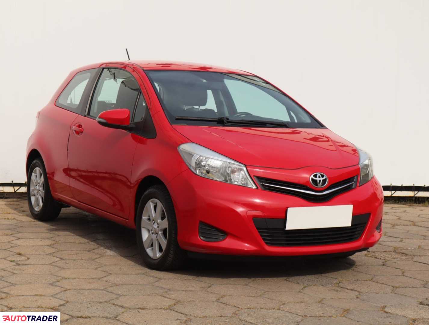 Toyota Yaris 2013 1.0 68 KM
