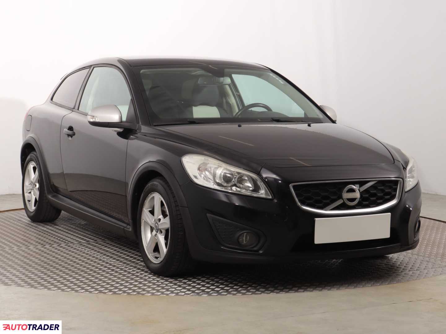 Volvo C30 2010 1.6 107 KM