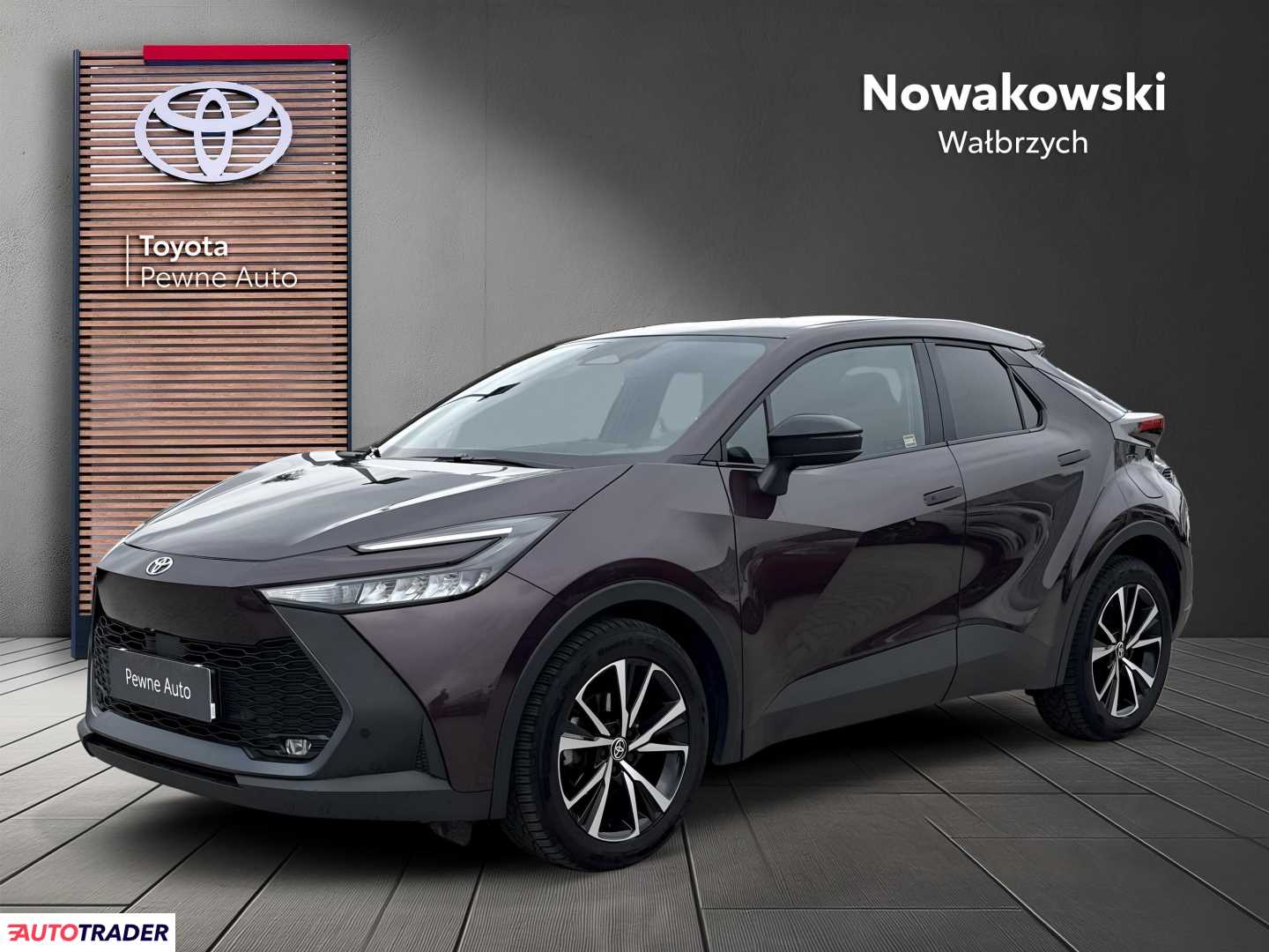 Toyota C-HR 2024 1.8 140 KM
