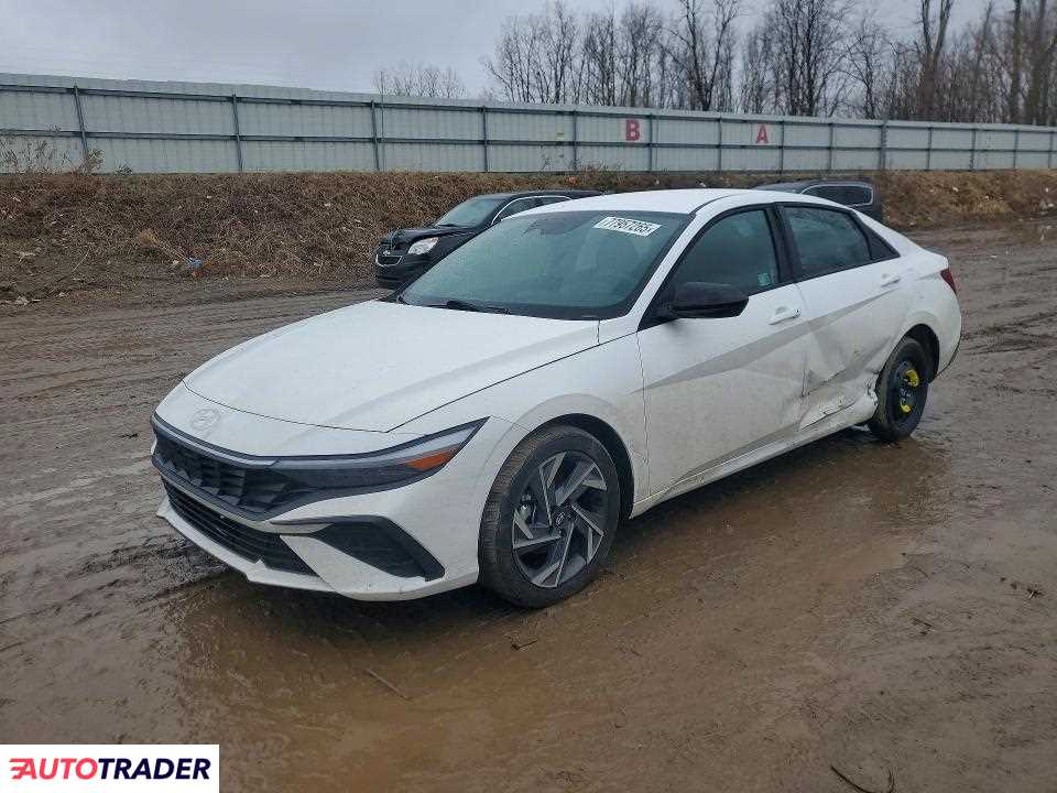 Hyundai Elantra 2025 2