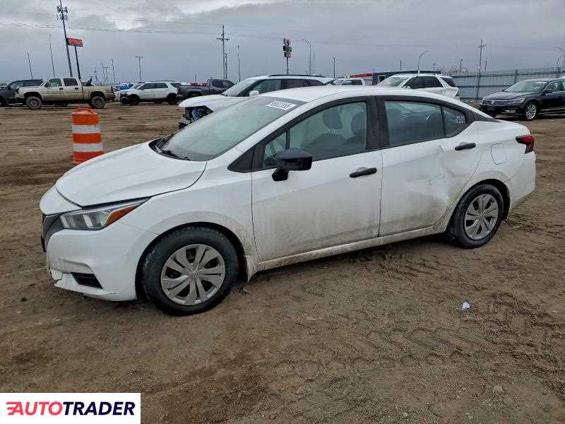 Nissan Versa 2020 1