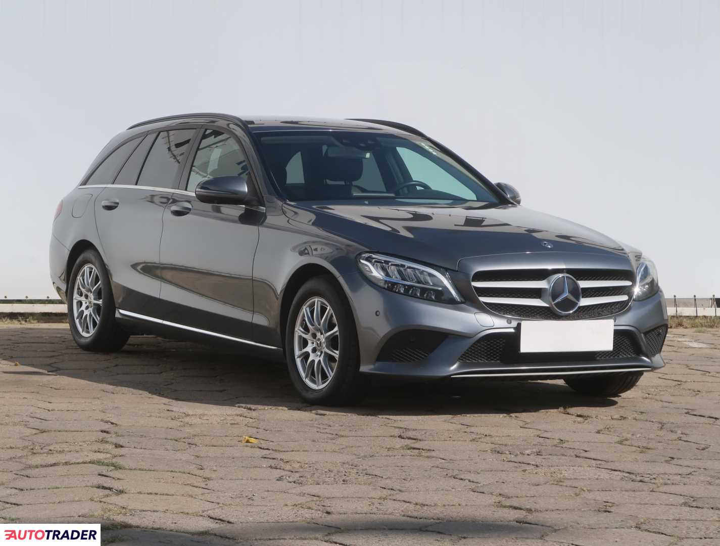 Mercedes C-klasa 2019 1.6 120 KM