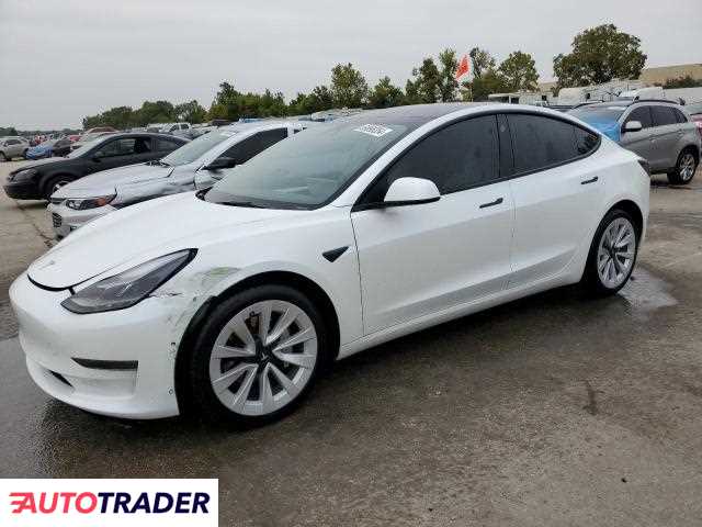 Tesla Model 3 benzyna 2022r. (BRIDGETON)