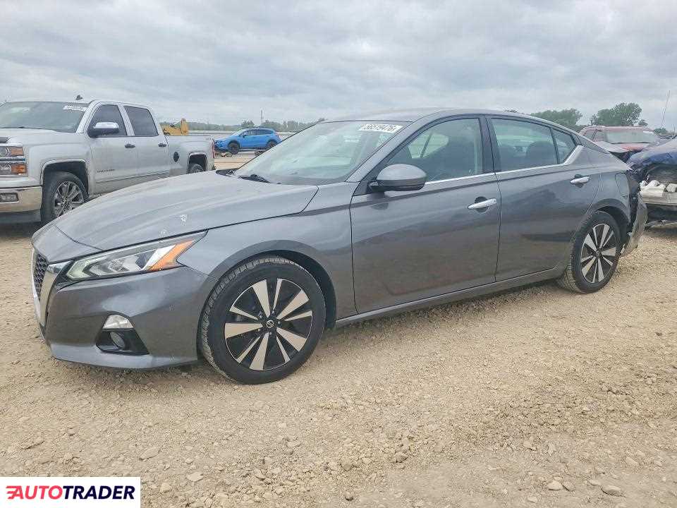 Nissan Altima 2020 2