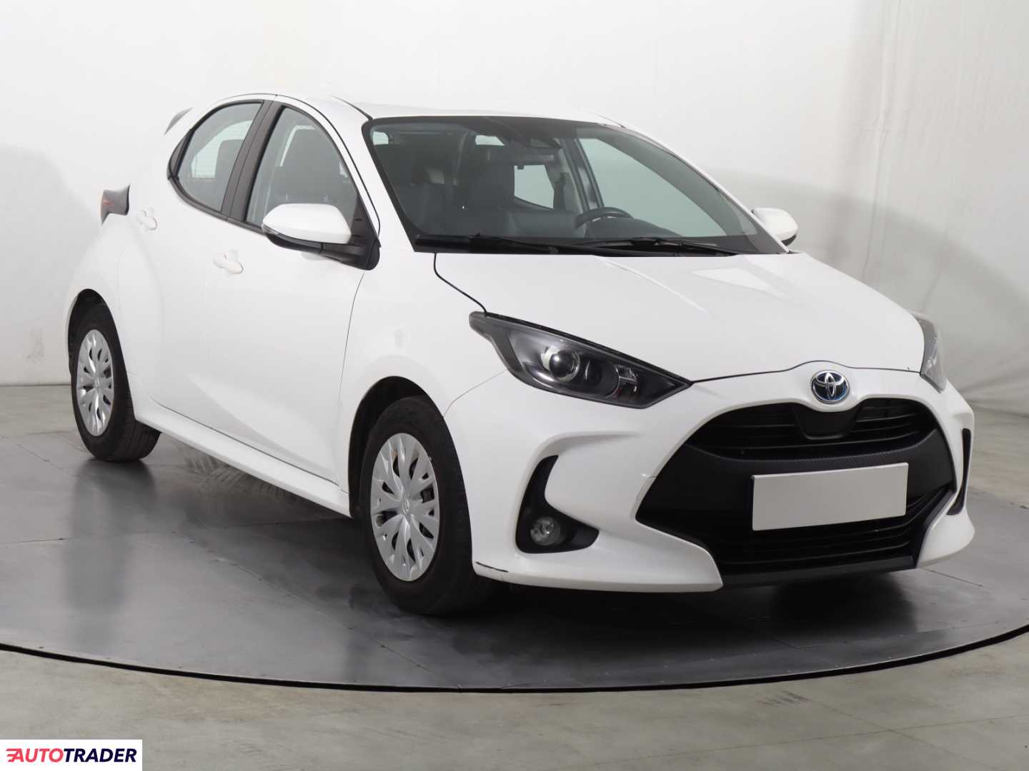 Toyota Yaris 2021 1.5 113 KM