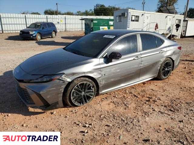 Toyota Camry 2025 2