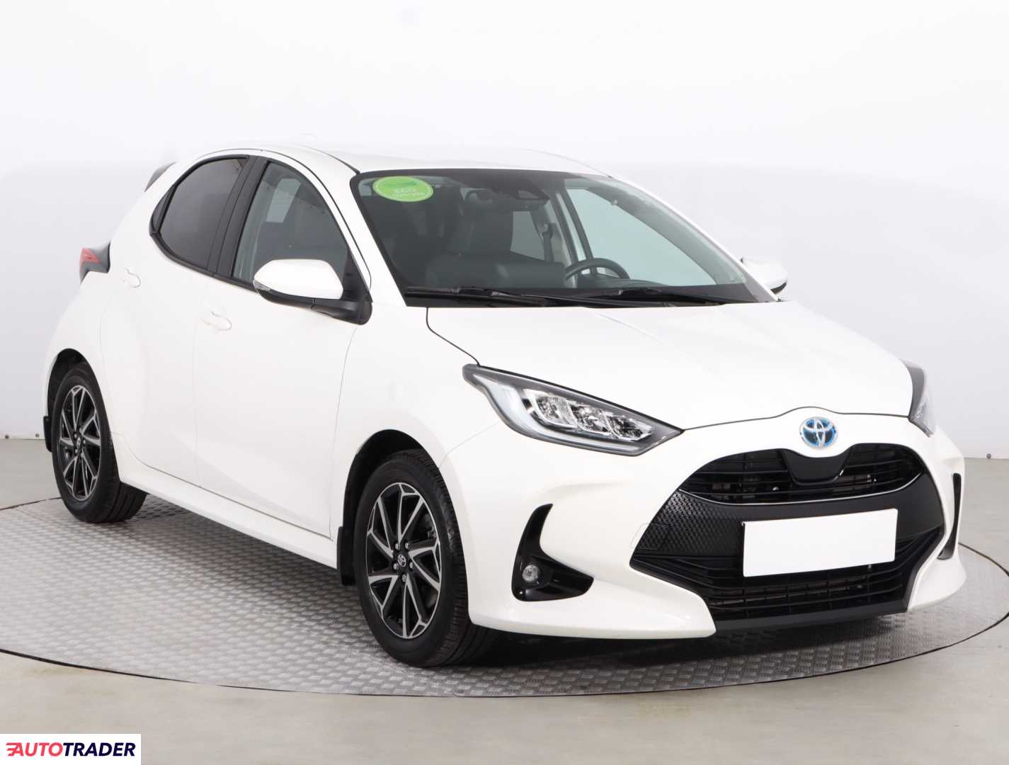 Toyota Yaris 2021 1.5 113 KM