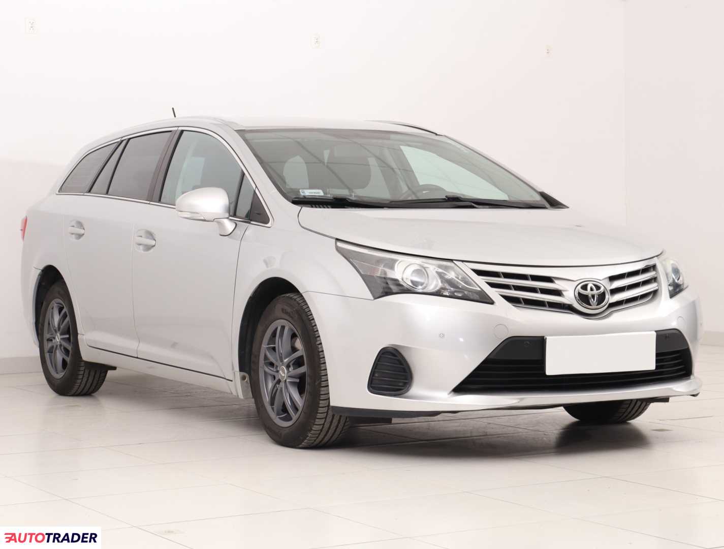 Toyota Avensis 2012 2.0 122 KM Toyota Avensis 2012 2.0 122 KM