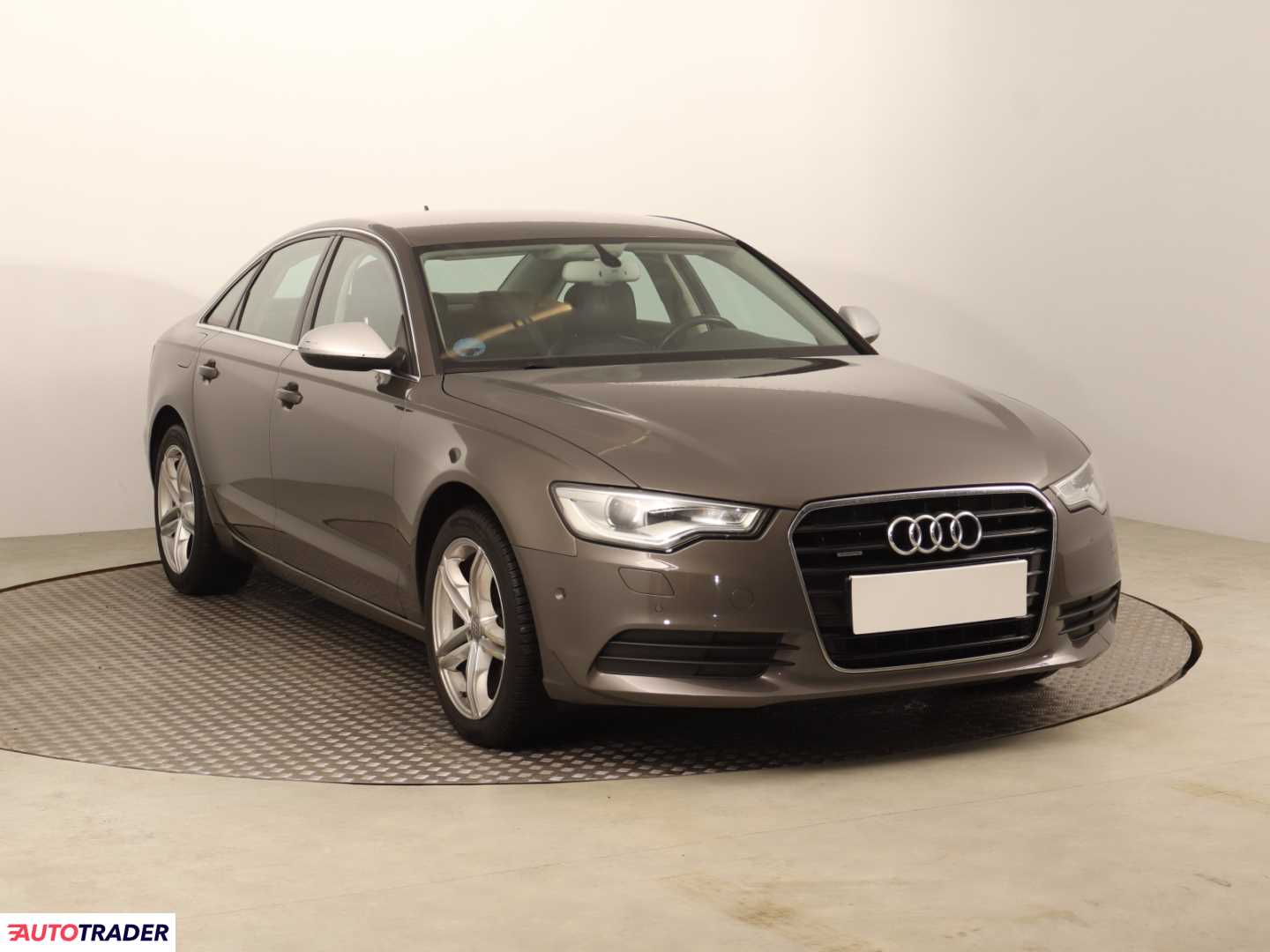 Audi A6 2014 3.0 241 KM
