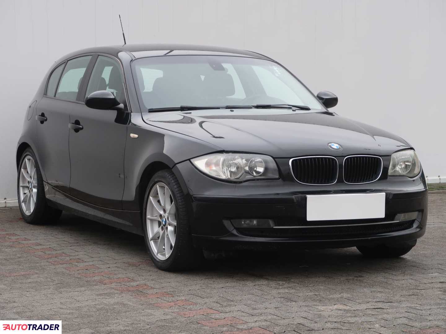 BMW 116 2009 2.0 120 KM