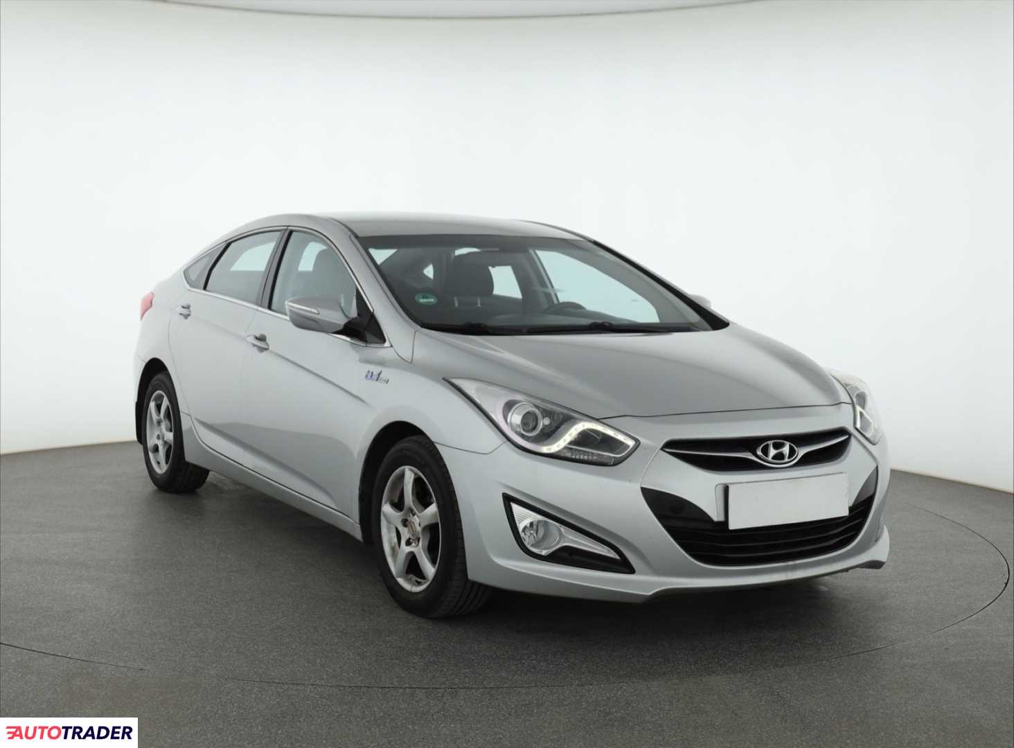 Hyundai i40 1.7 113 KM 2012r. (Piaseczno)