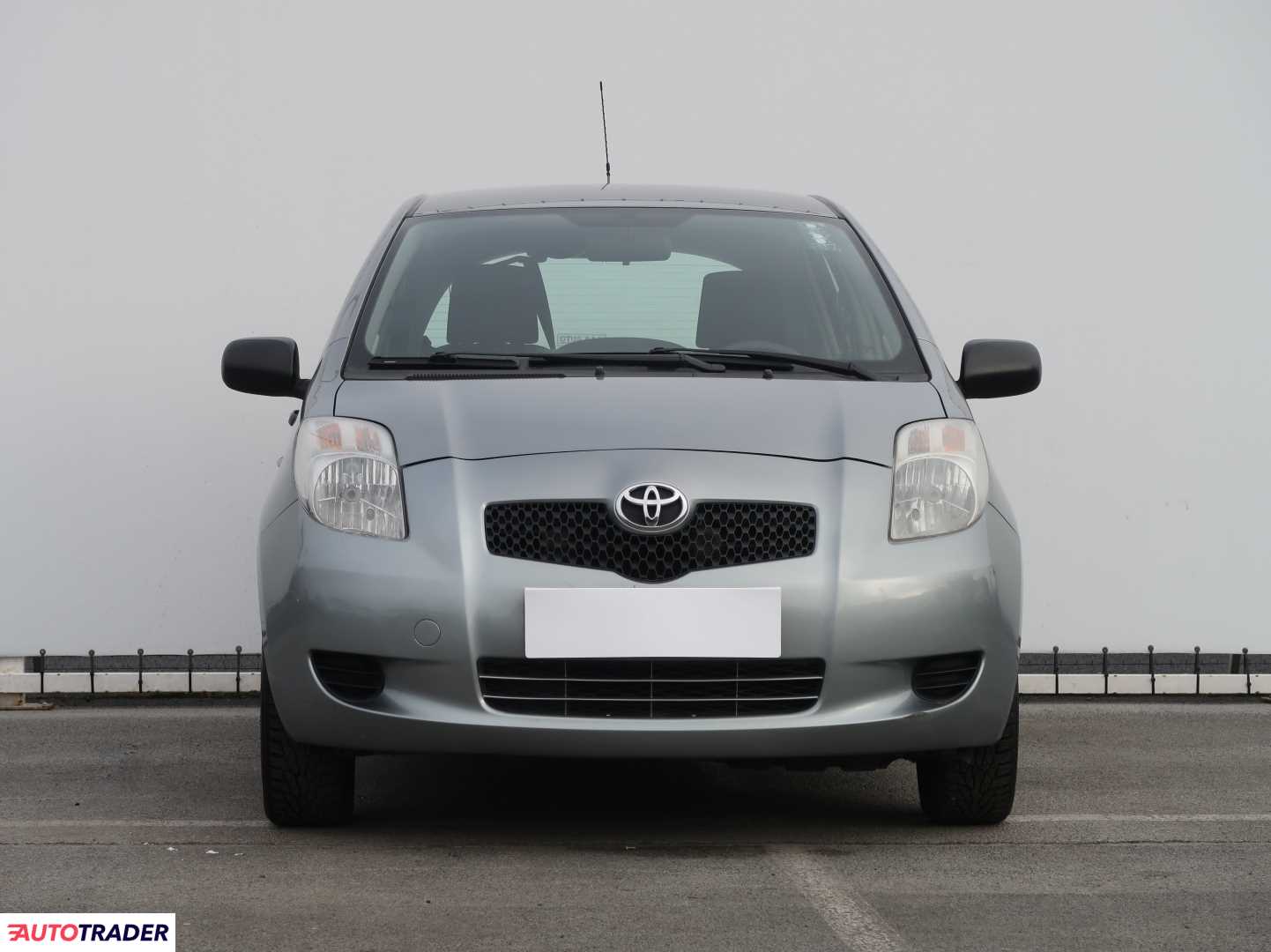 Toyota Yaris 2008 1.0 68 KM