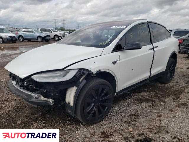 Tesla Model X benzyna 2022r. (ELGIN)