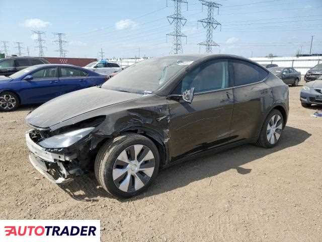 Tesla Model Y 2023 Tesla Model Y 2023