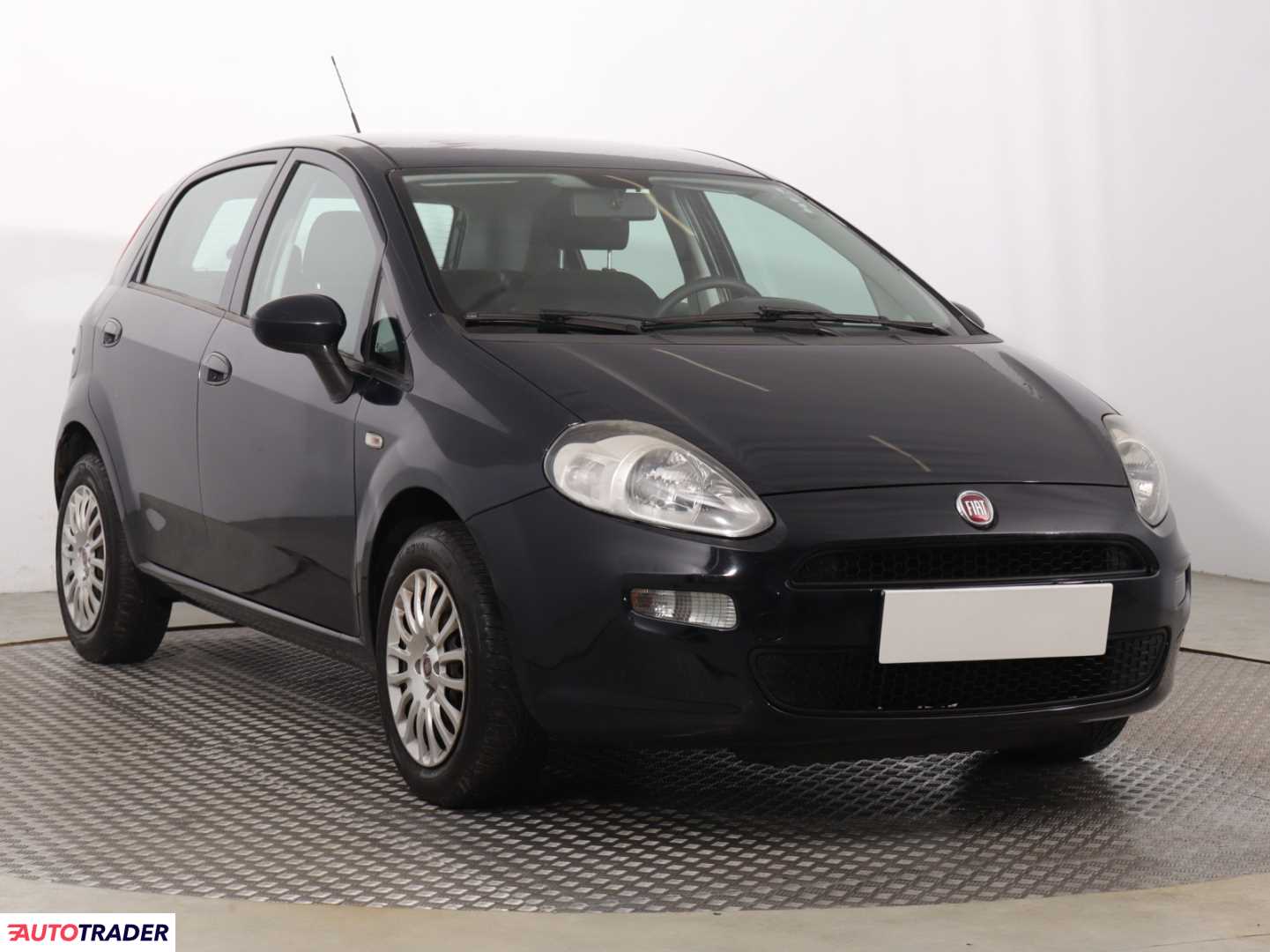 Fiat Punto 2016 1.4 76 KM