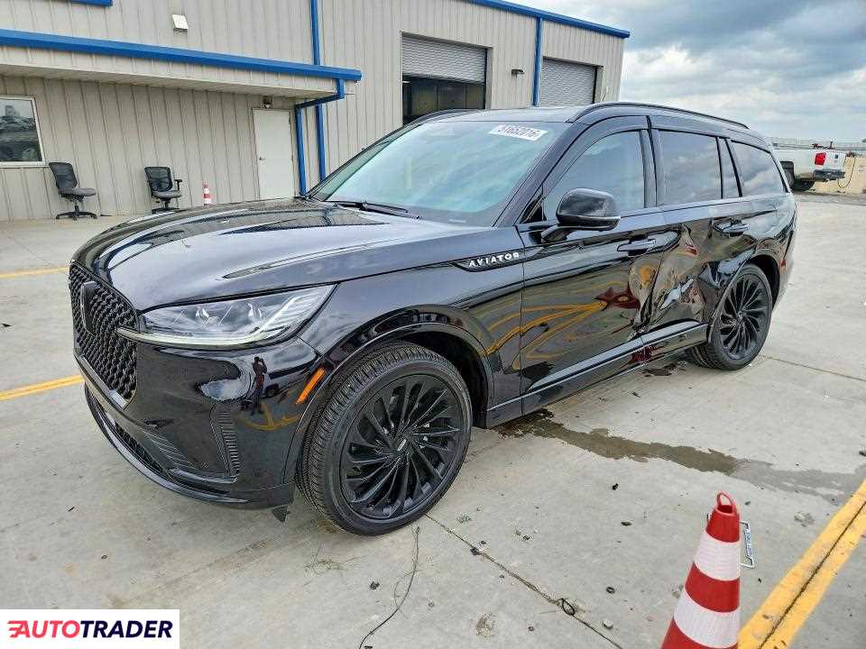 Lincoln Aviator 2026 3