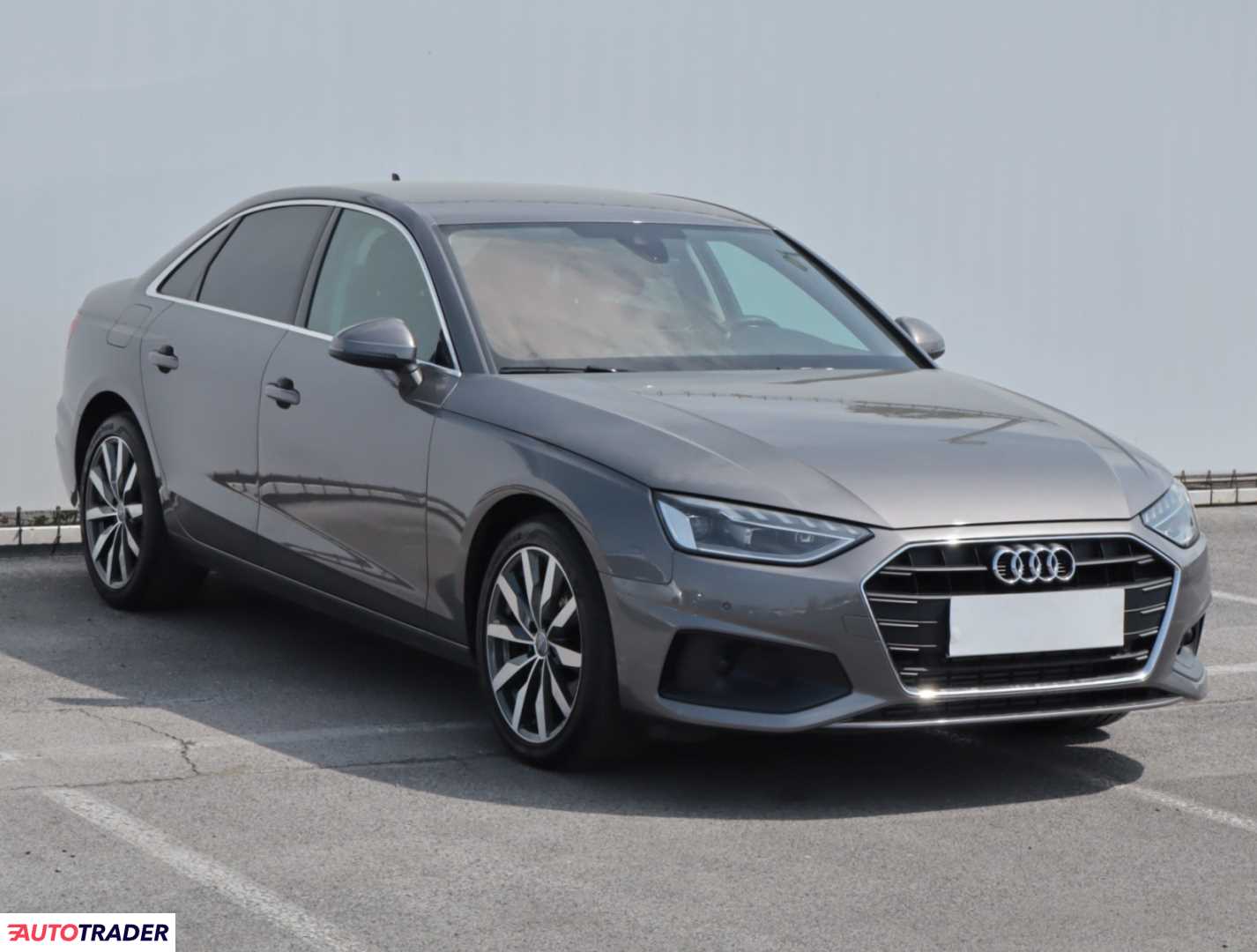 Audi A4 2020 2.0 187 KM