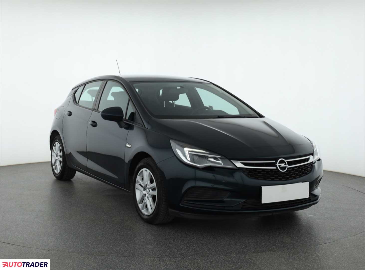 Opel Astra 2017 1.4 123 KM