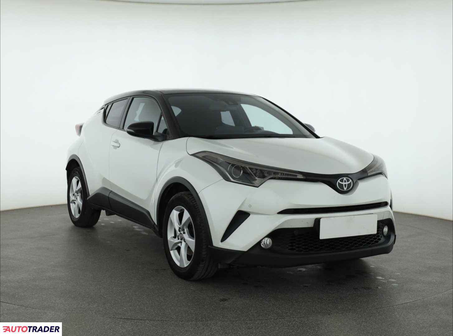 Toyota C-HR 2018 1.2 113 KM