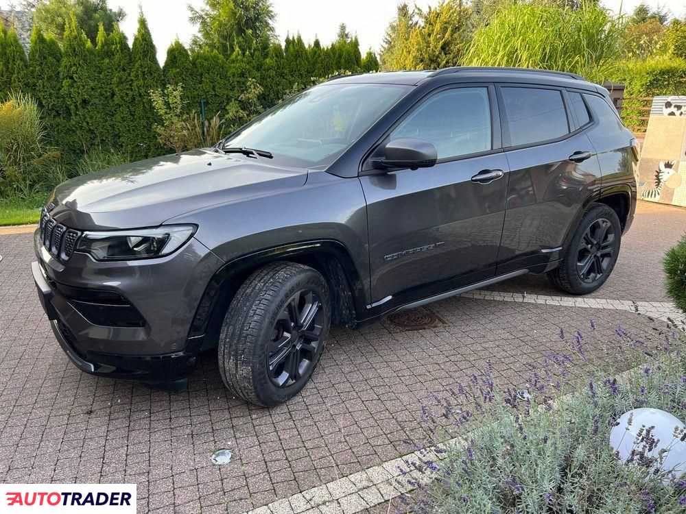 Jeep Compass 2021 1.3 149 KM