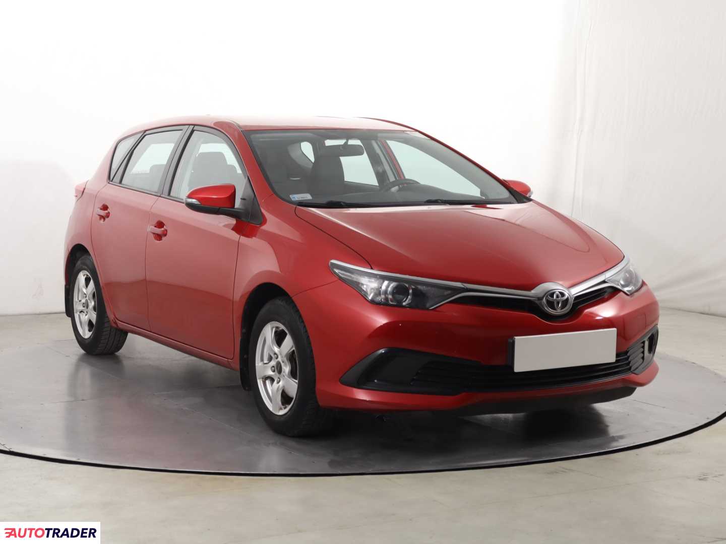 Toyota Auris 2015 1.6 130 KM