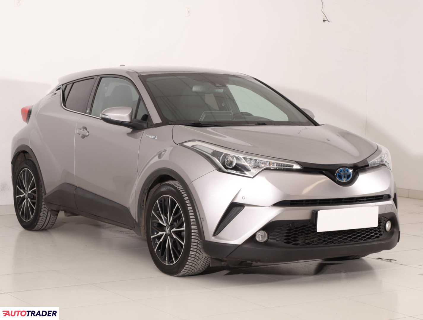 Toyota C-HR 2018 1.8 120 KM