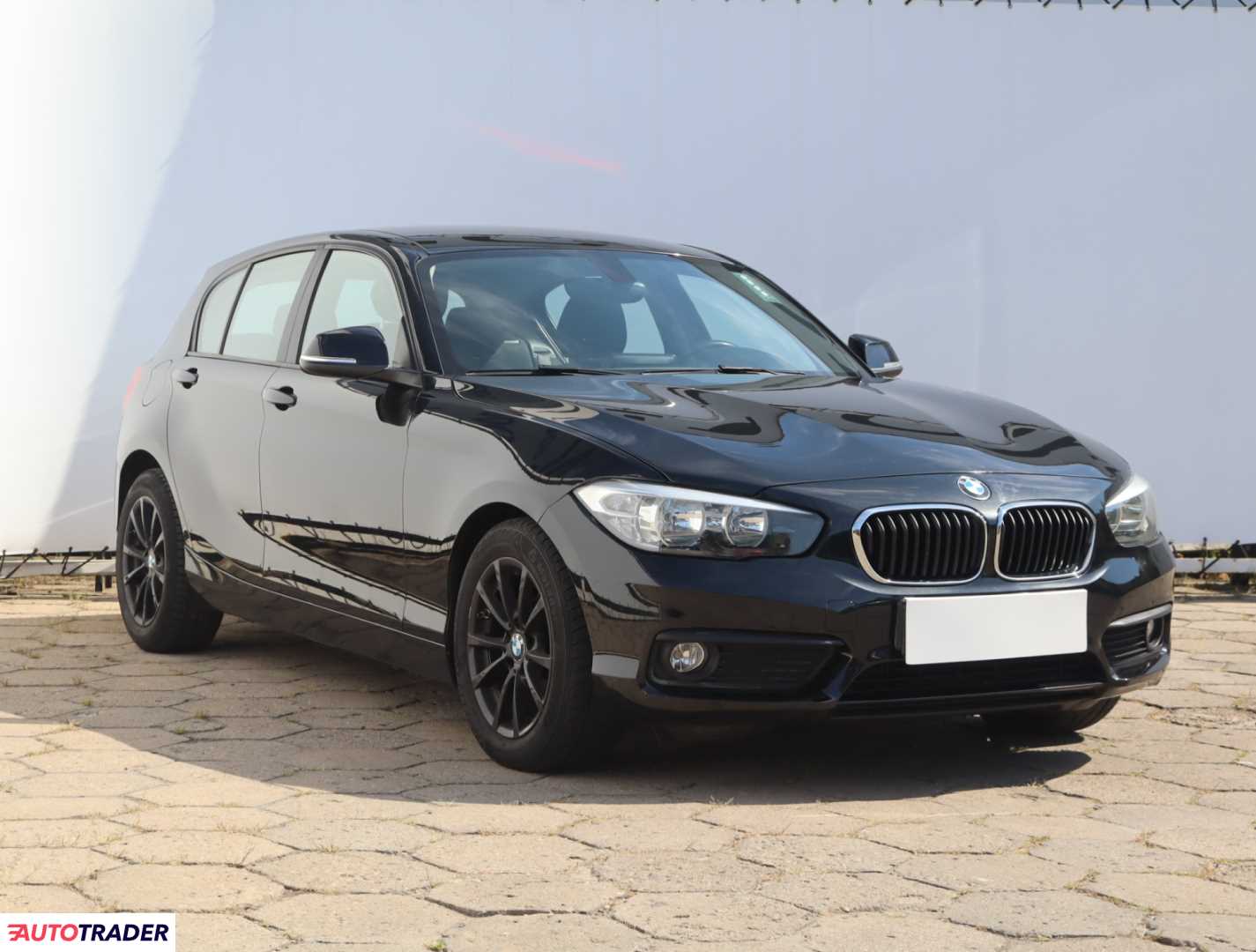 BMW 116 2016 1.5 107 KM
