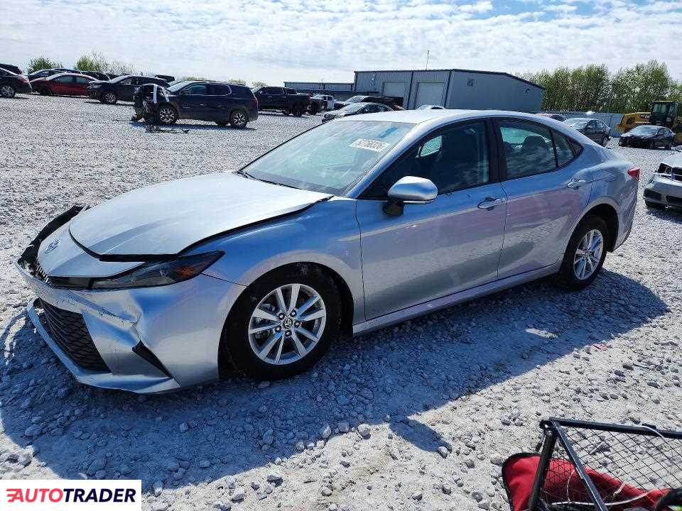 Toyota Camry 2025 2