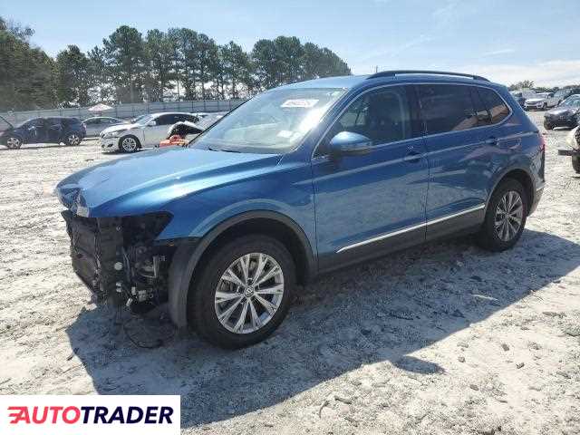 Volkswagen Tiguan 2.0 benzyna 2018r. (LOGANVILLE)