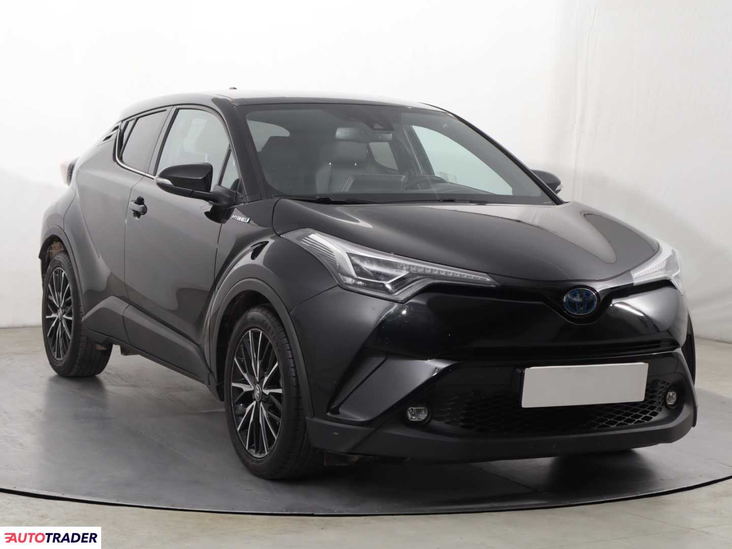 Toyota C-HR 2018 1.8 120 KM
