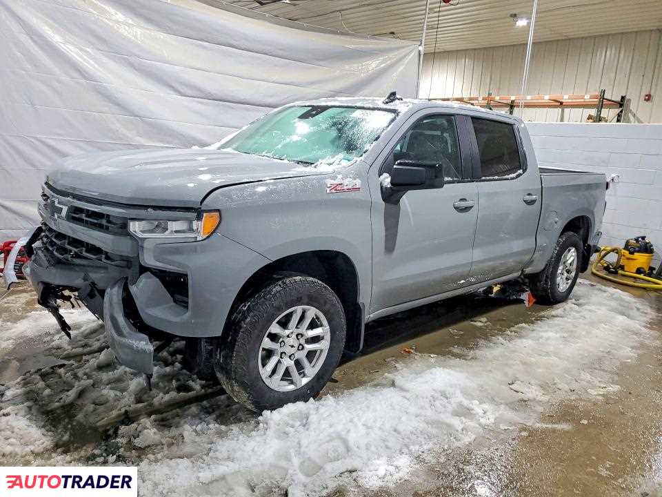 Chevrolet Silverado 2025 5