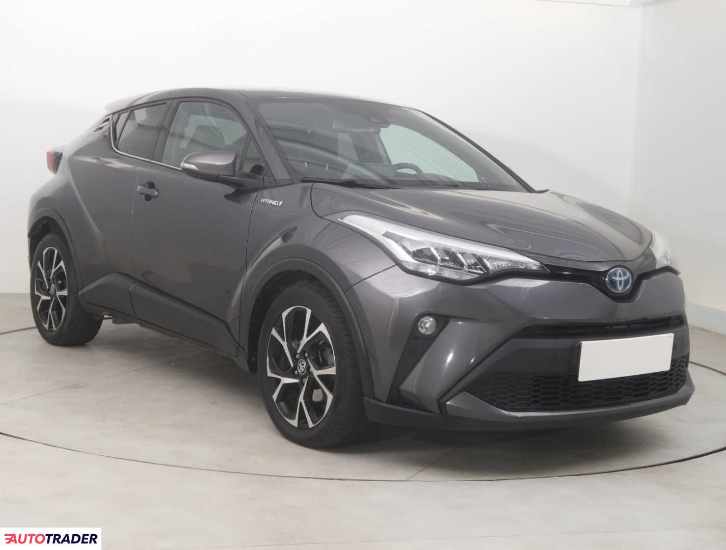 Toyota C-HR 2021 1.8 120 KM