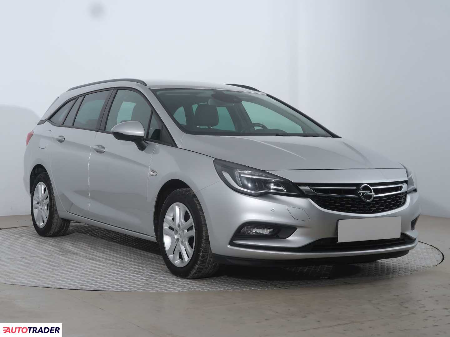 Opel Astra 1.6 134 KM 2019r. (Piaseczno)