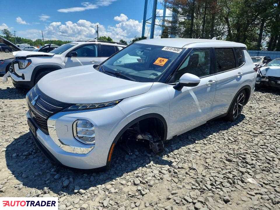 Mitsubishi Outlander 2022 2