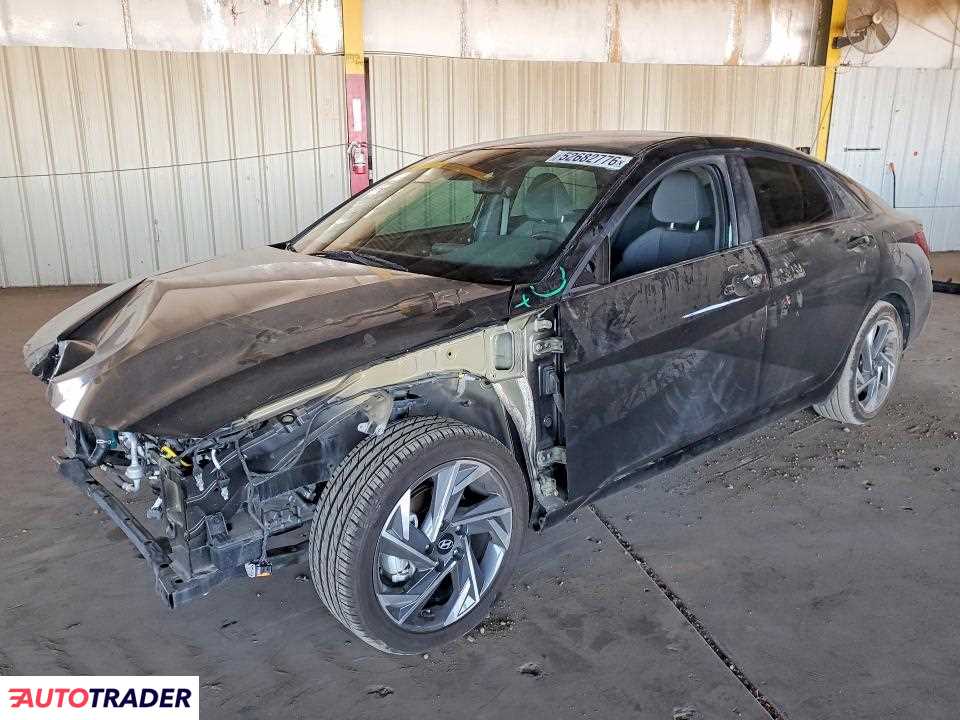 Hyundai Elantra 2024 2
