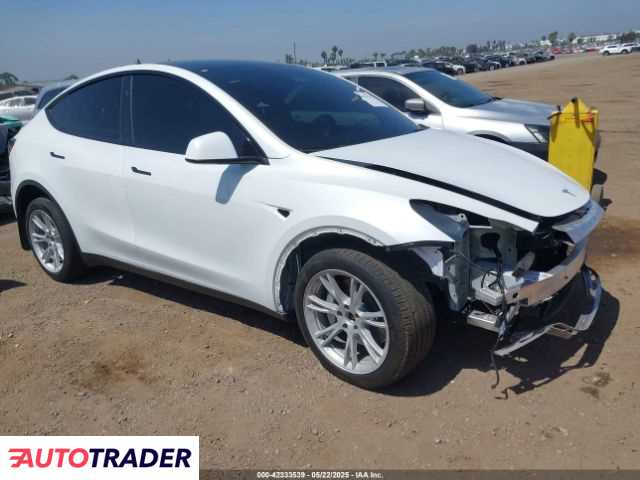 Tesla Model Y 2023 Tesla Model Y 2023