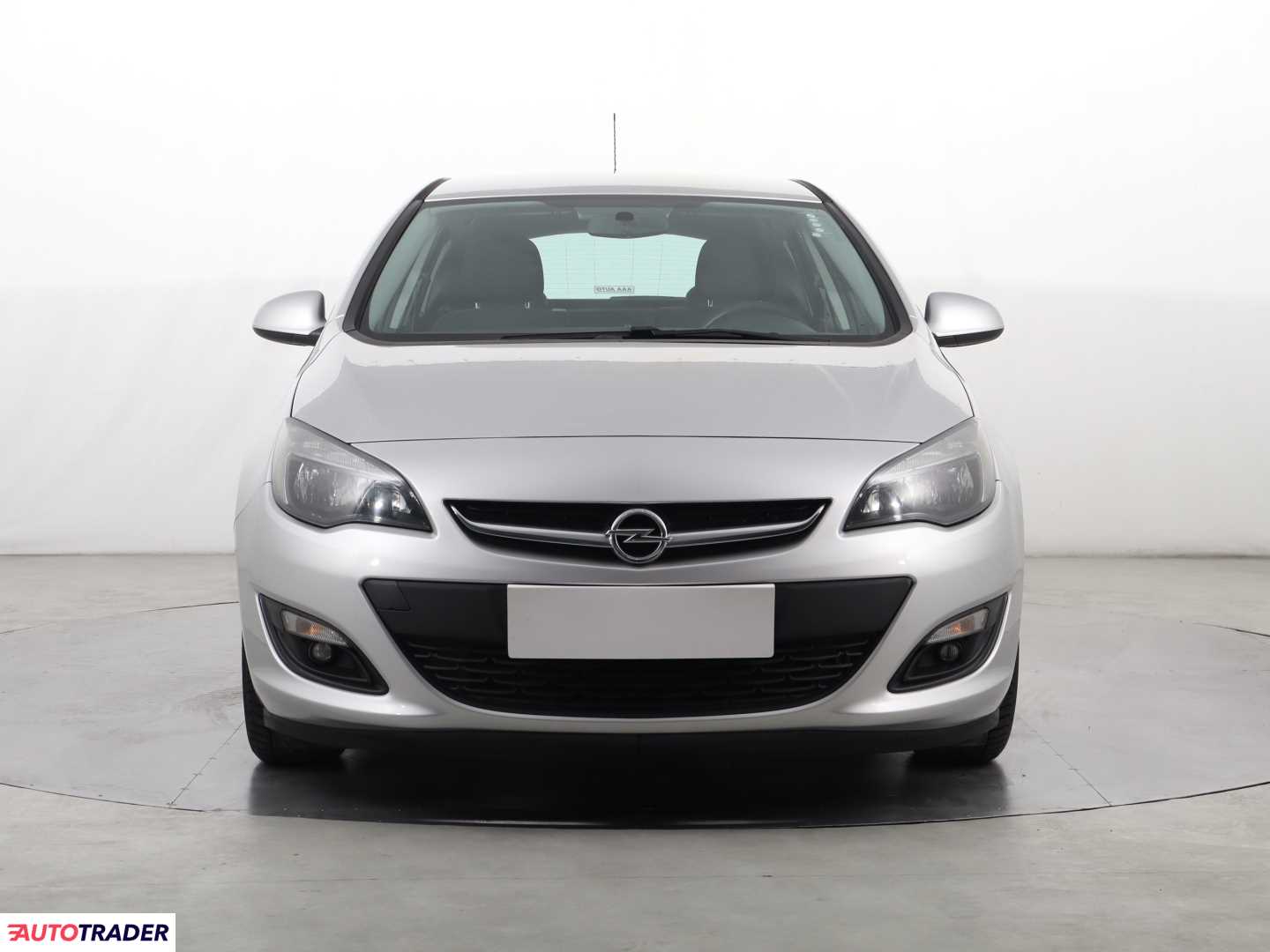 Opel Astra 2014 1.6 113 KM
