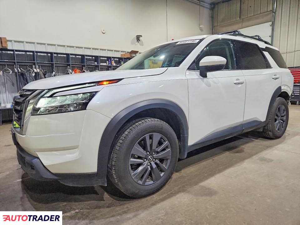 Nissan Pathfinder 2022 3