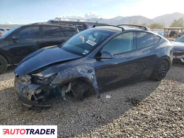 Tesla Model Y 2021 Tesla Model Y 2021