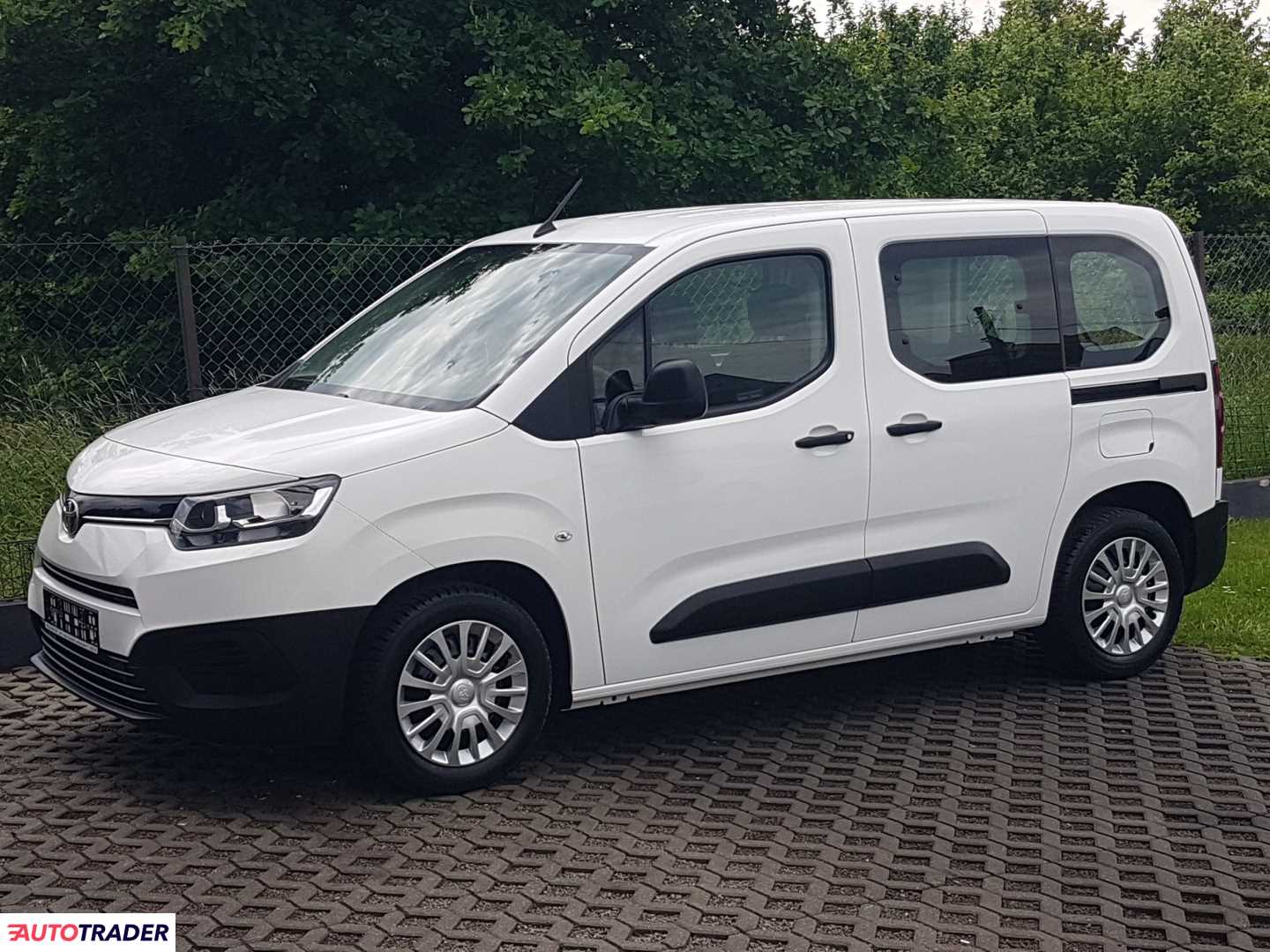 Toyota Proace Verso 2020 1.5 102 KM Toyota Proace Verso 2020 1.5 102 KM